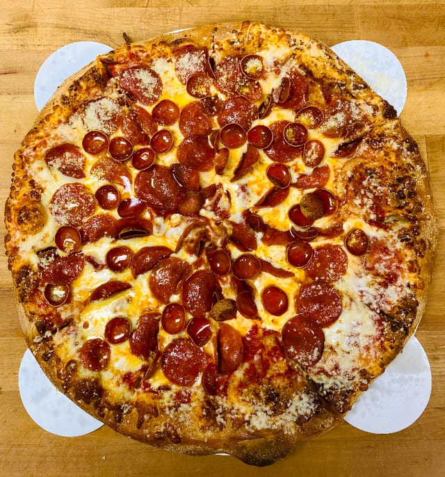 Lg - Pepperoni Squared.