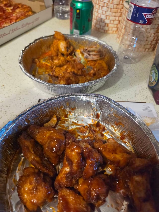 16pc - Bone in Wings.